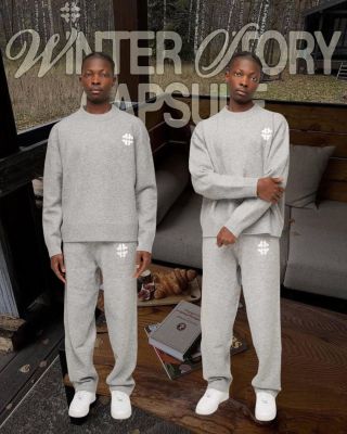 Weekend getaway mood: ON 🧳✨ Ať už míříš do hor, na chatu nebo jen na útěk z města, cozy fit je základ ✨ Naše svetrová...